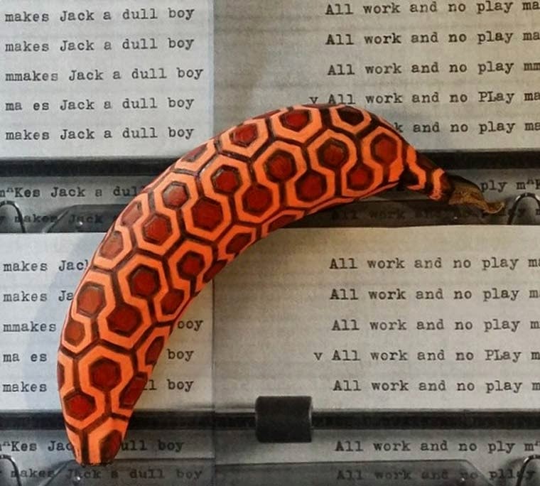 ნახატები ბანანებზე - სიმსივნესთან მებრძოლი არტისტის ნამუშევრები GEMRIELIA