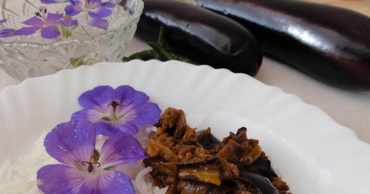 Rathai's Recipes Eggplant curry (Kathirikai/Brinjal)