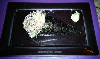 Sushi Deli: O Temaki Salmão Skin Sushi Deli: O Temaki Salmão Skin