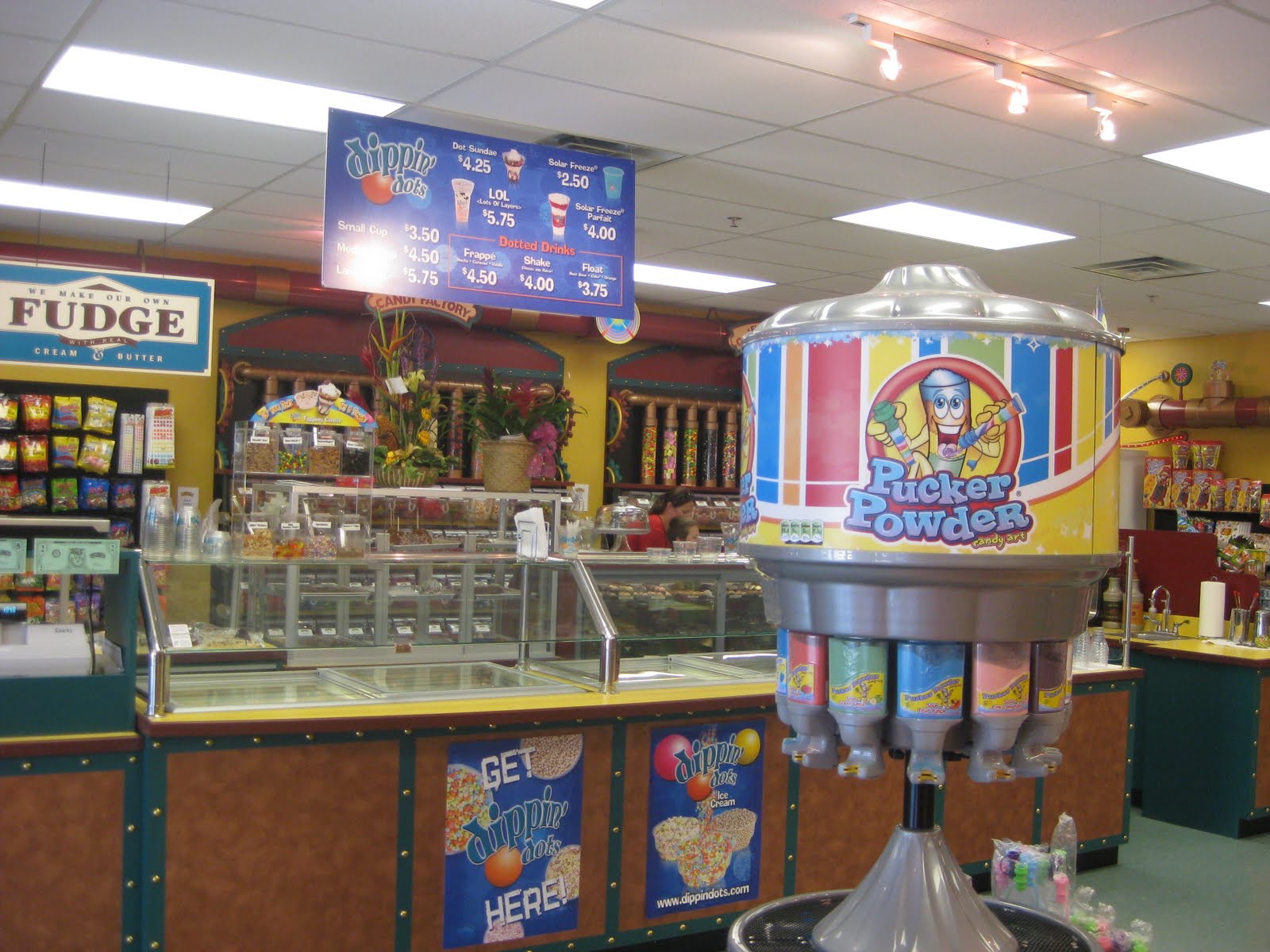 Review of Fuzziwig's Candy Factory in Prospect