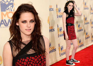 Kristen Stewart Red Wavy Hairstyles e30f4b39864f20a5 Kristen Stewart Kristen Stewart Red Wavy Hairstyles