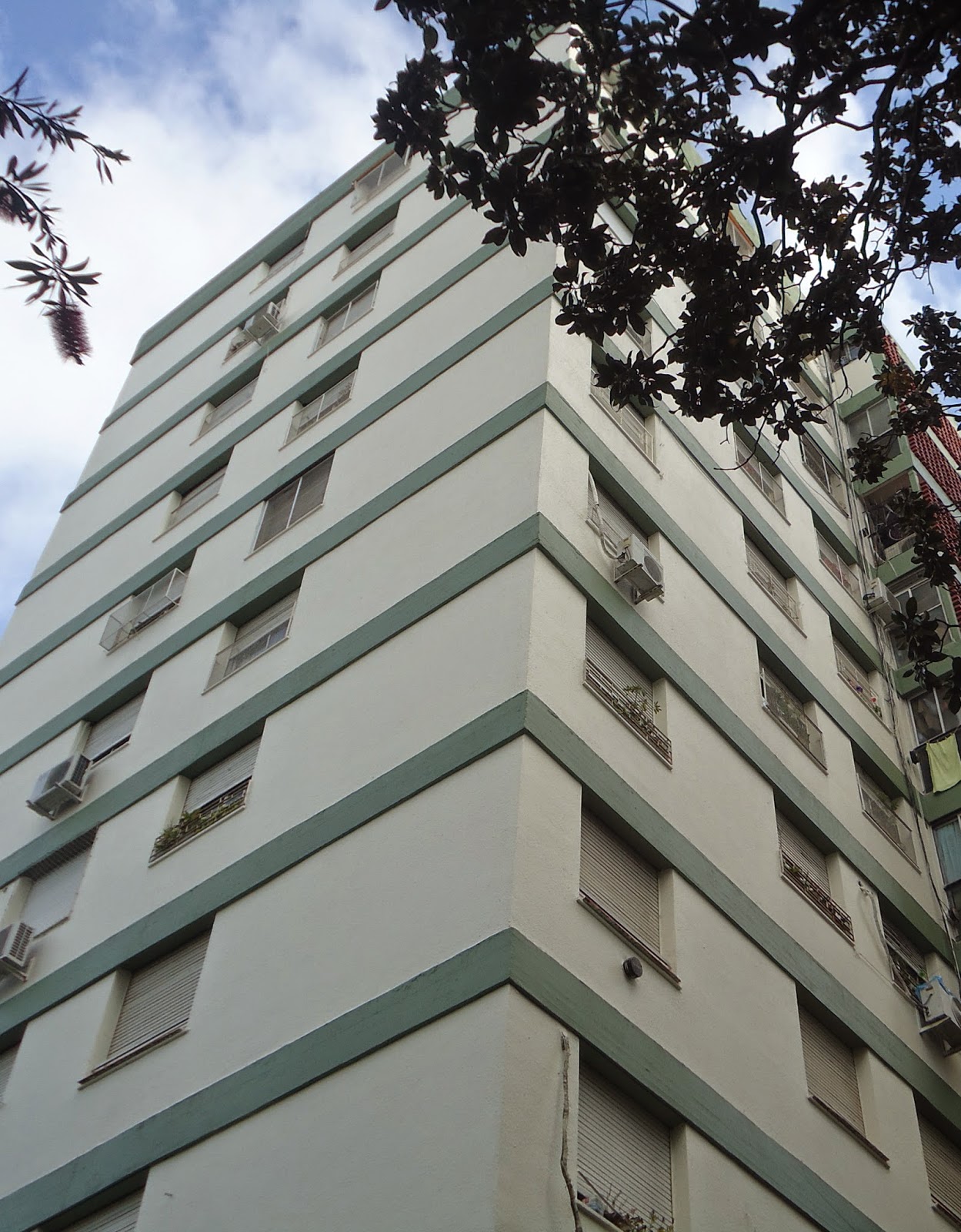 Remodelacion de frentes de casas y edificios con impermeabilizacion.