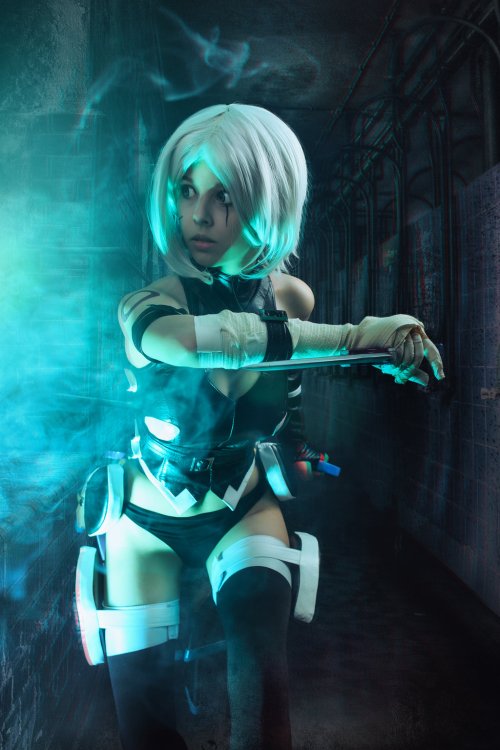 A bela cosplayer Helly von Valentine Helly von Valentine disharmonica deviantart cosplay modelo sensual animes