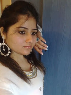 Pakistani Lahore Girls photos