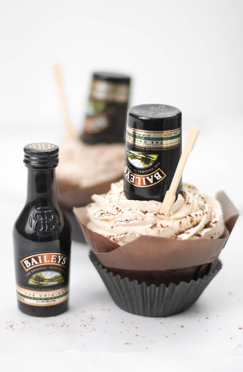 Bottoms Up! Irish Cream Hot Fudge Cupcakes Sprinkle Bakes