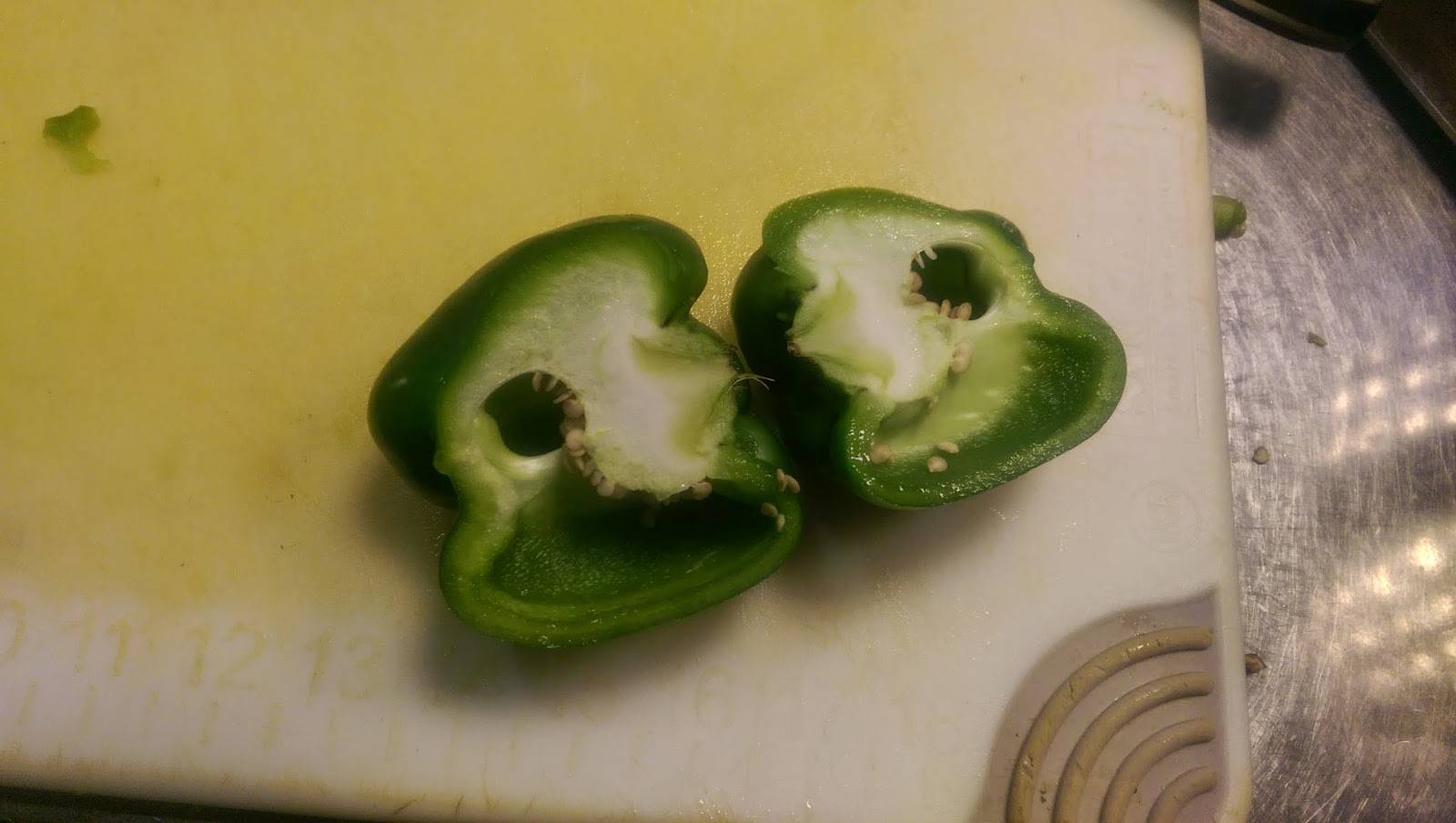 Where's My Gravy? Cutting Up Bell Peppers Updated