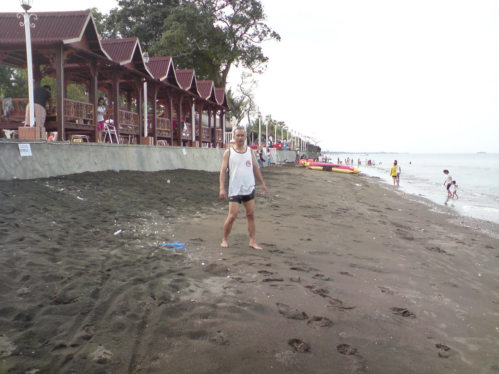 Wisata Pantai Galesong