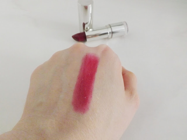 Catrice Ultimate Shine Gel Colour 010 Love's Di-wine Swatch