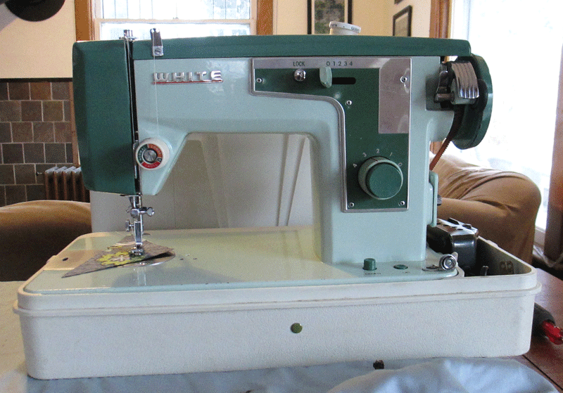 My Sewing Machine Obsession I Love This Machine White Model 40 Classy White Sewing Machine My Sewing Machine Obsession I Love This Machine White Model 40 Classy White Sewing Machine
