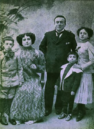 Eduardo De Filippo L Uomo E L Arte Della Commedia Eduardo Scarpetta Un Artista Borghese