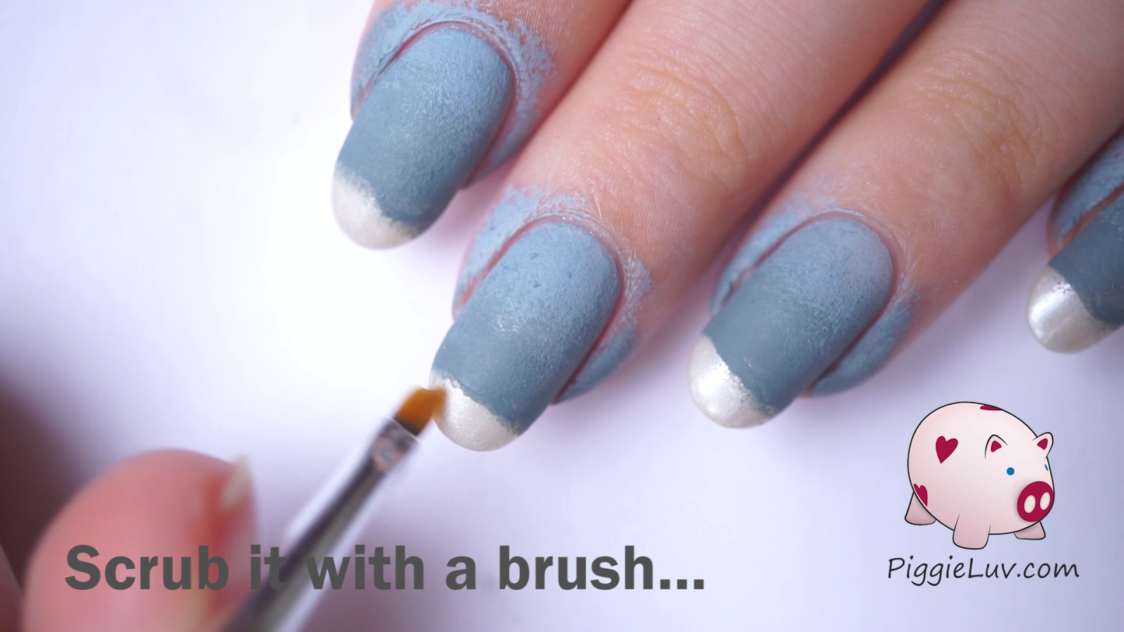 PiggieLuv: Behind The Nail Art - Fixing nail art mistakes