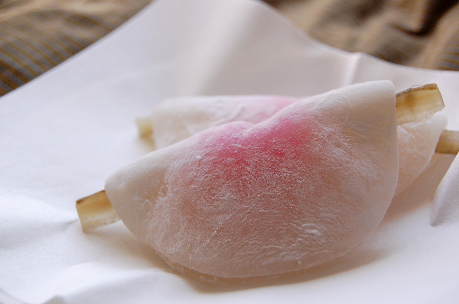 Hanabiramochi / Japanese New Year dessert / Wagashi