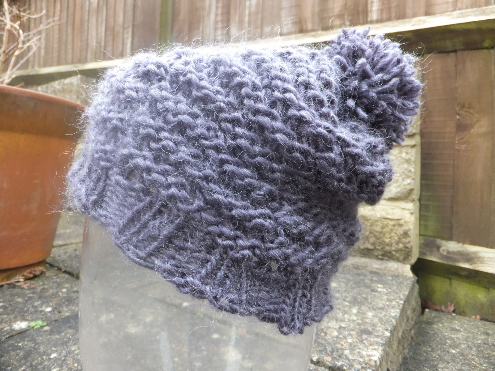 Marysias Craft Projects: Loom Knit Slouchy Hat