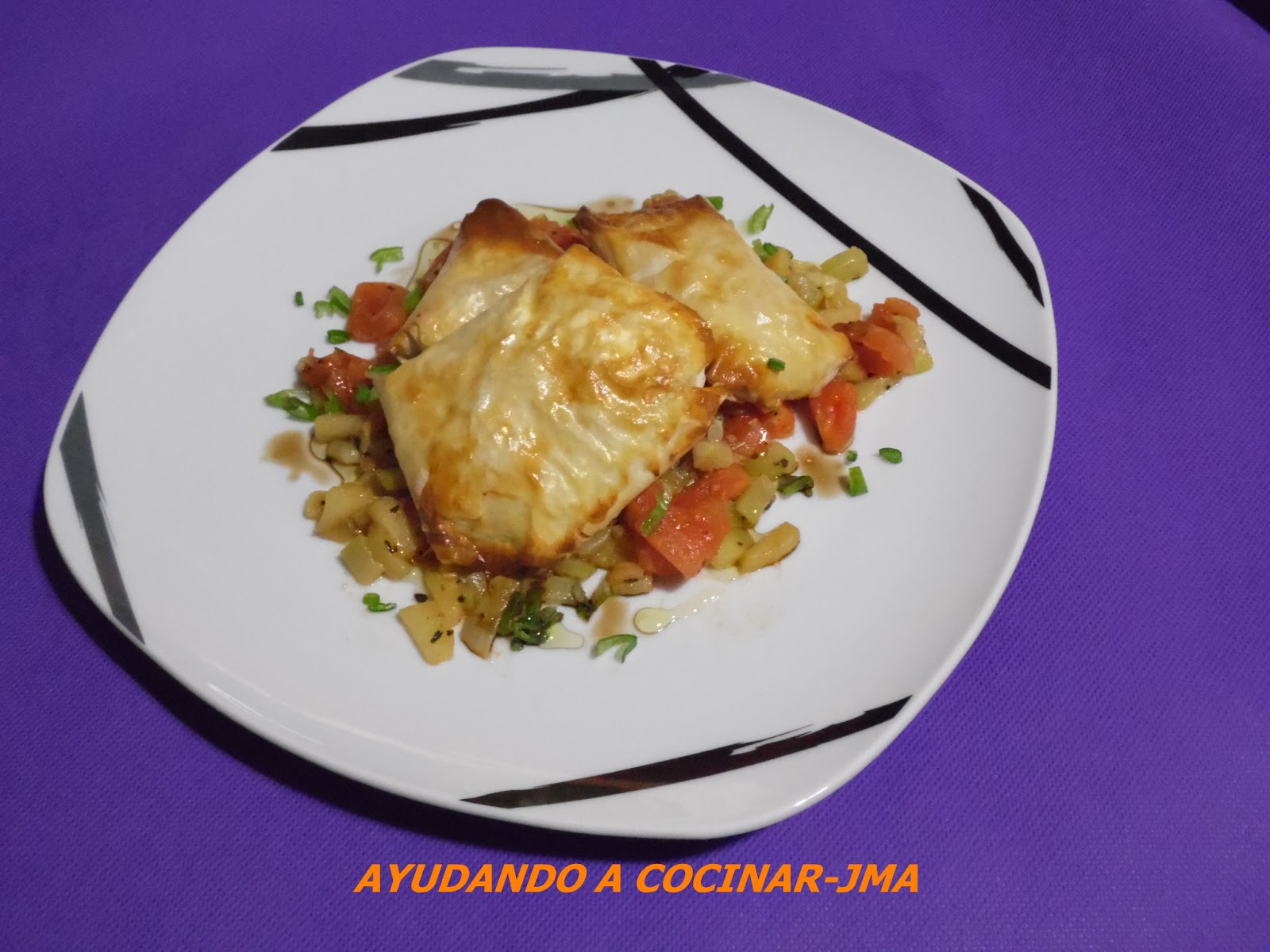 Paquetitos De Bacalao Con Vinagreta De Calabacín Y Manzana
