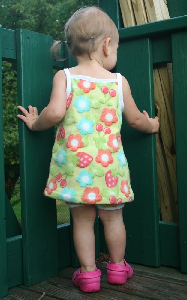 Sew Can Do Tip Top Tank Top (using FOE) Tutorial