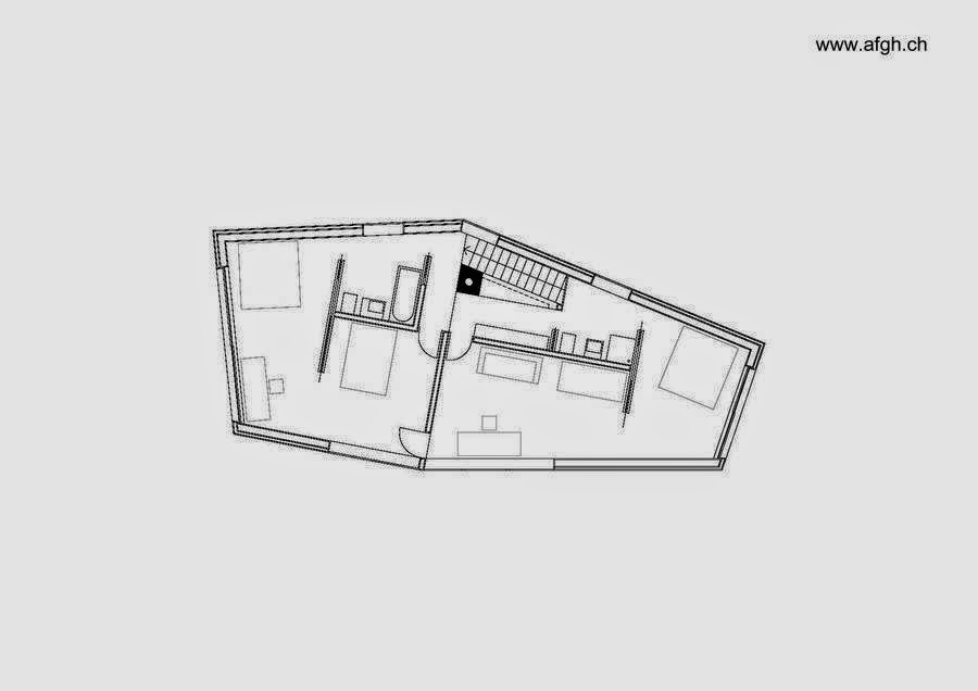 Plano de la planta más elevada del chalet Plano de planta superior del moderno chalet suizo
