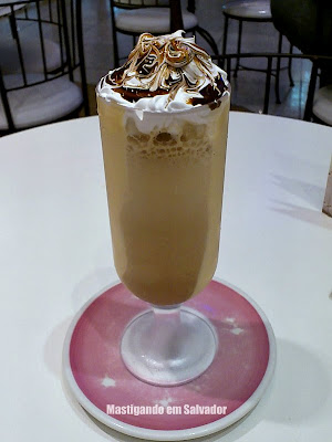 Doçaria Amor aos Pedaços: Drink Café Louco Amor Doçaria Amor aos Pedaços: Drink Café Louco Amor