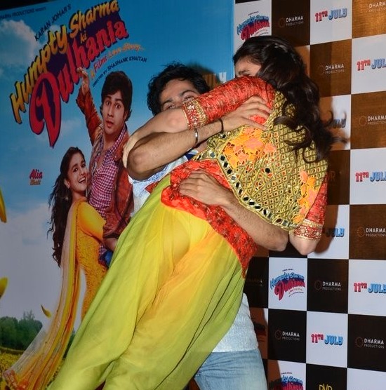 Alia Bhatt Wardrobe Malfunction Photos