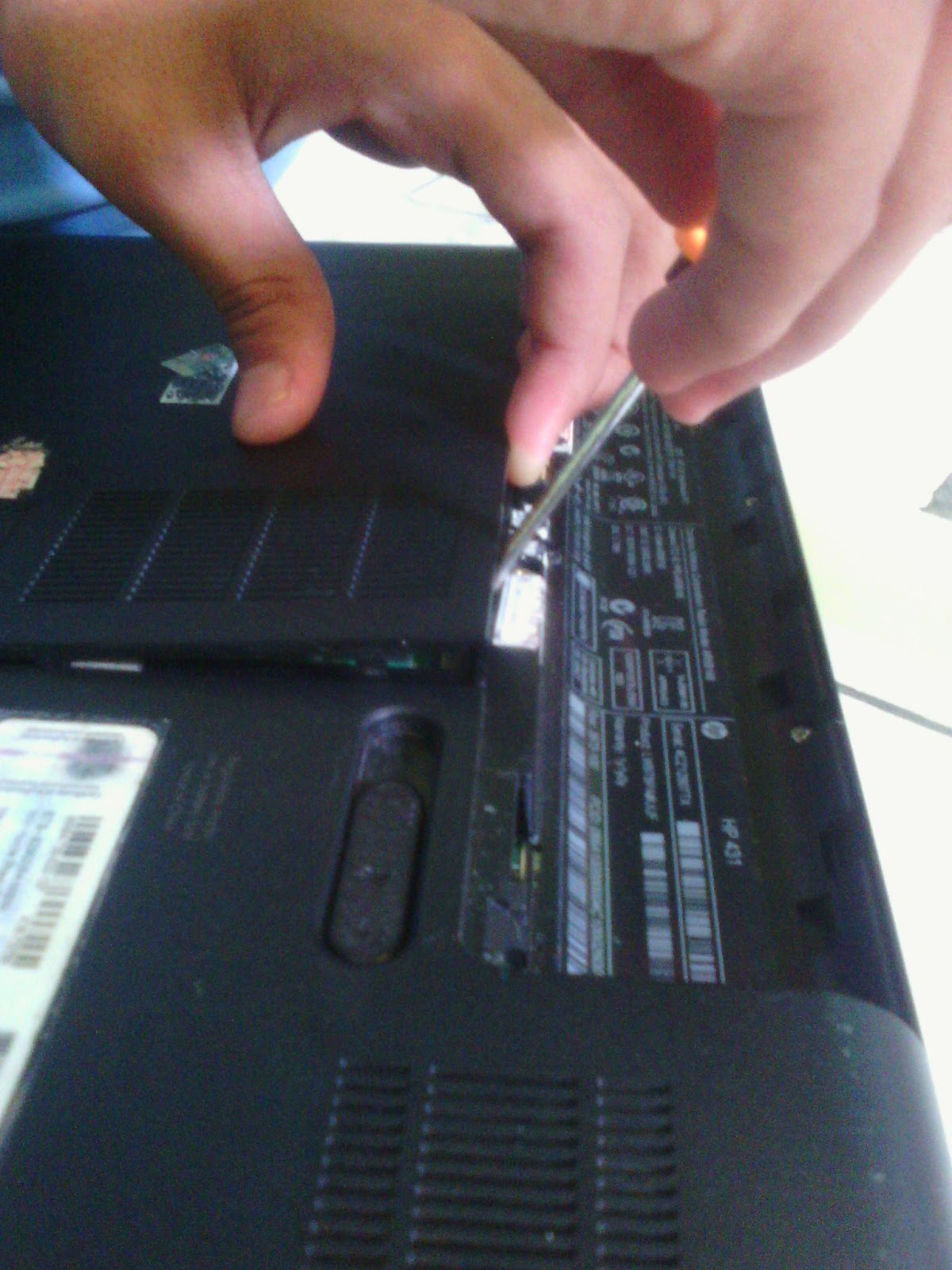 cara membongkar dan merakit laptop hp 431 cara membongkar dan merakit laptop hp 431