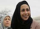 Memahami Makna Busana Muslim/Muslimah dan Menutup Aurat Memahami Makna Busana Muslim/Muslimah dan Menutup Aurat