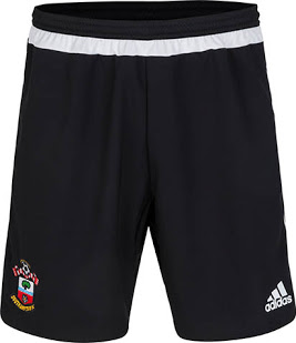 Celana bola warna hitam Southamton home musim 2015/2016 gambar detail jersey terbaru dan celana bola Celana bola warna hitam Southamton home musim 2015/2016