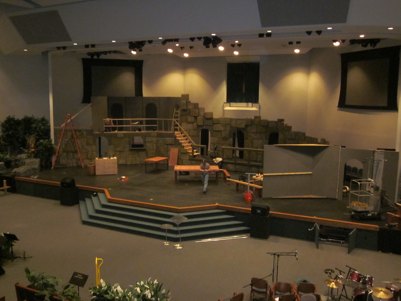HendersonWorks Set Design and Stage Construction