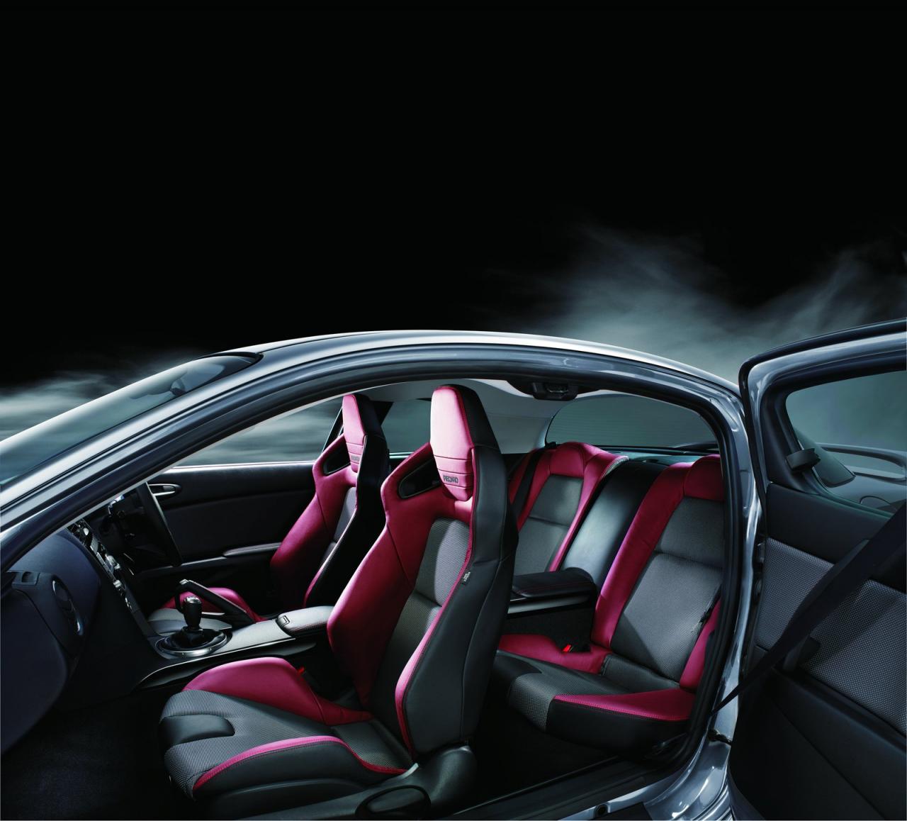 Mazda RX 8: incelemeler ve özellikler Mazda RX 8: incelemeler ve özellikler