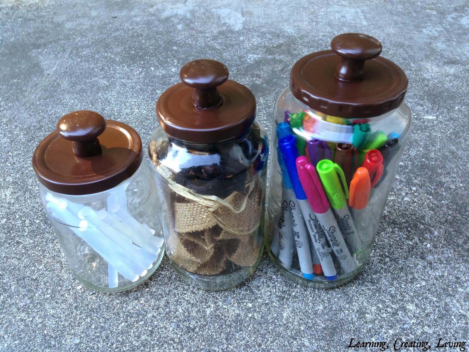 Learning Creating Living Glass Jars With Knobs