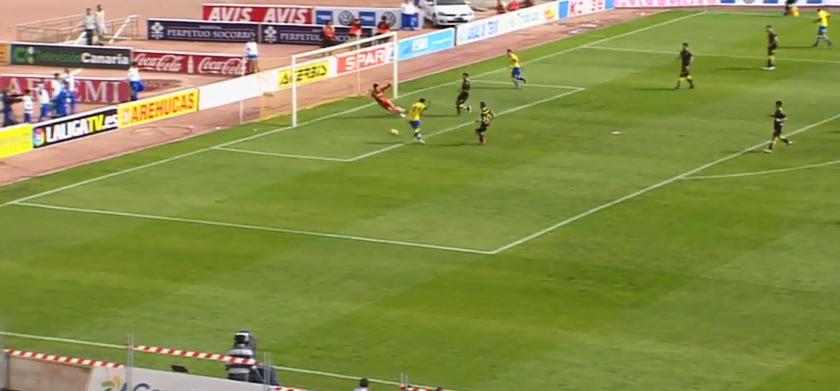 4-1 Gol de Araujo 4-1 Gol de Araujo