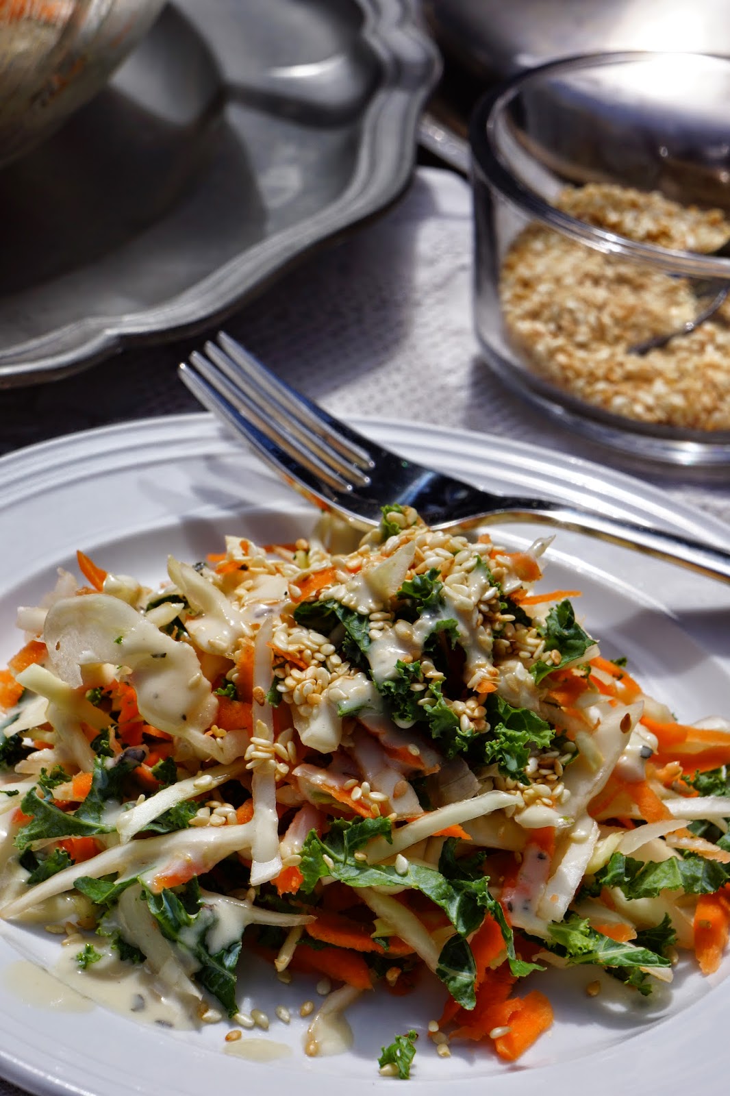 Cabbage, kale and carrot salad with sweet tahini dressing Tera Solara