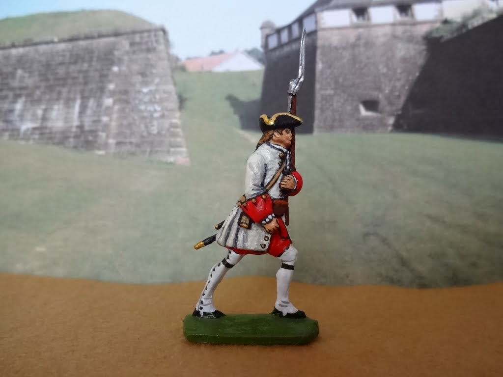 Castles of Tin: Prince August Conversions: 40mm Semi-Rounds