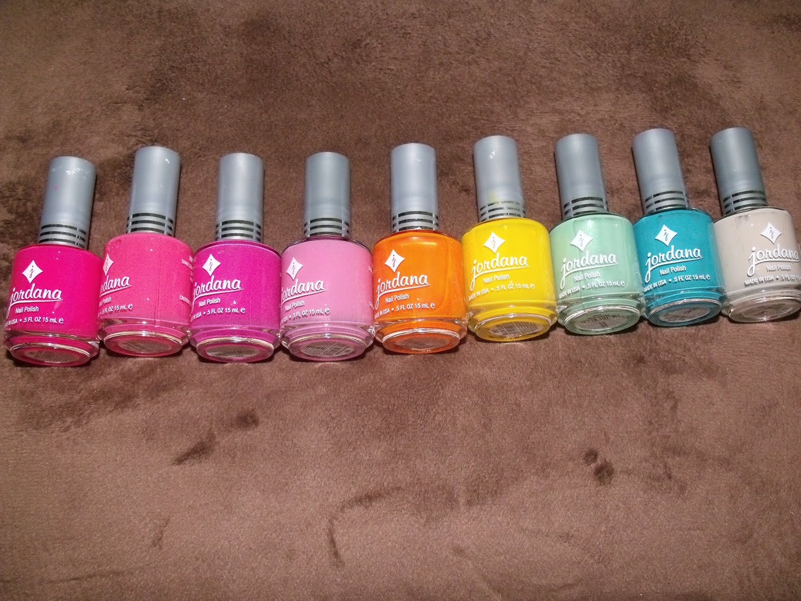 * Lovely Toes, Nail Polishes and Extra Virgin Olive Oil