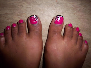 Wymeaka's World: How to Pink Toe Nail Art