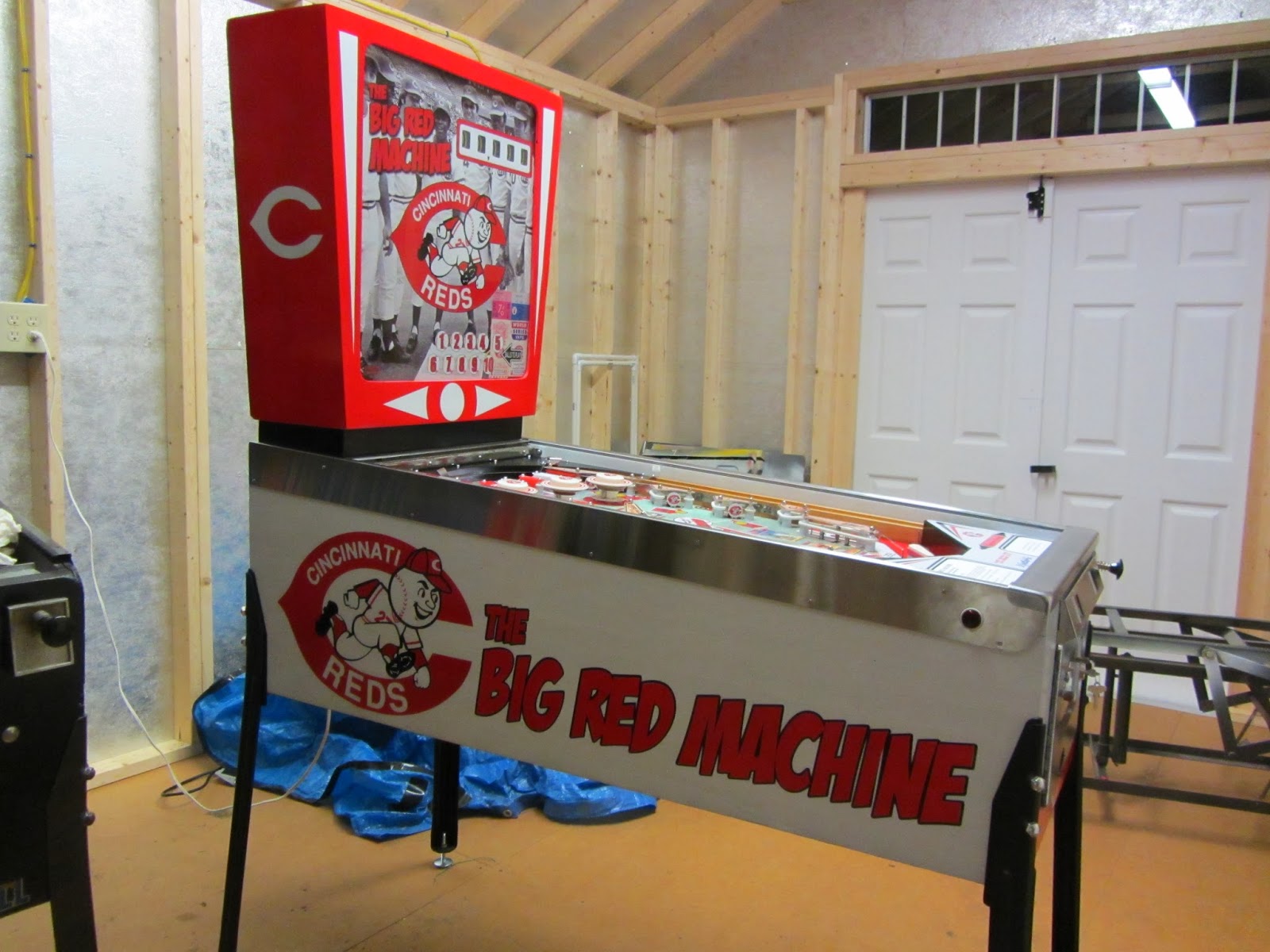 10252013 Custom Cincinnati Reds "Big Red Machine" Pinball Machine