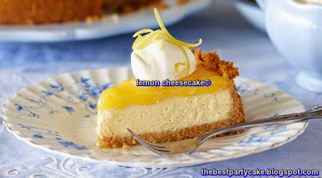 A Delicious Homemade Lemon Cheesecake lemon cheesecake
