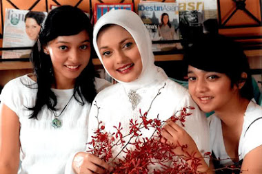 Bunda Marissa Haque Fawzi, Isabella, dan Chikita