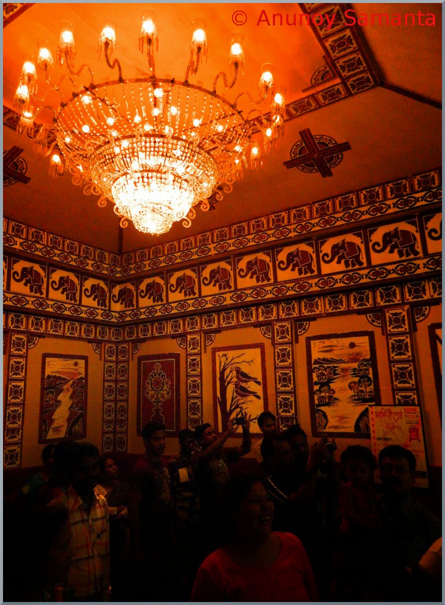Durga Puja 2014 - Pandal hopping on Panchami midnight