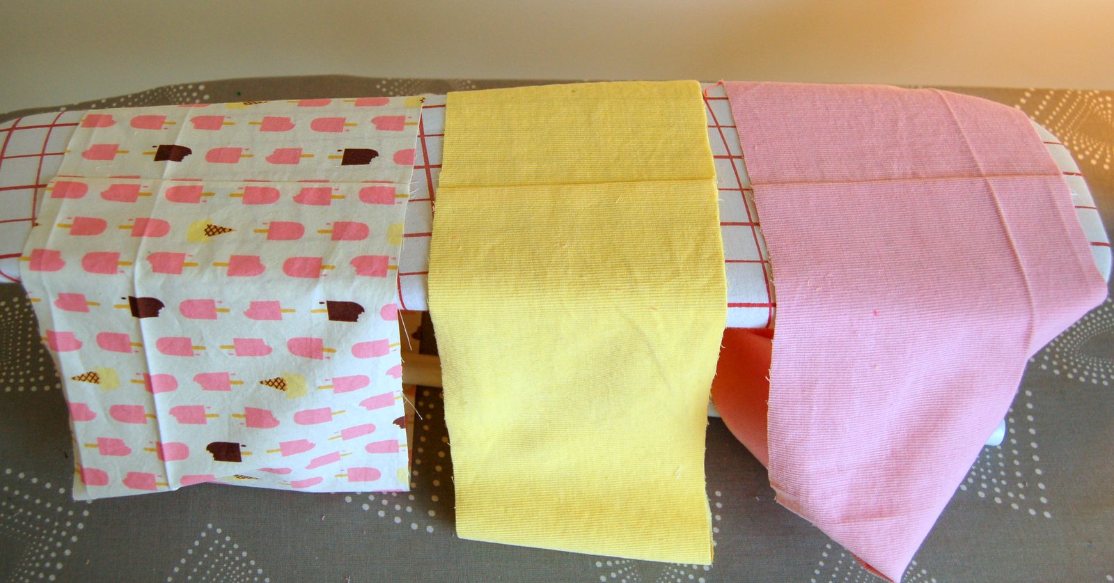 Sewing Like Mad Tutorial color block aline skirt.