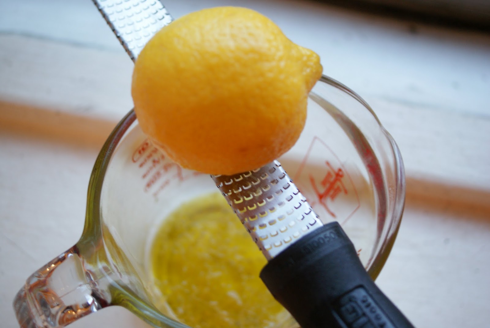 Soused Blueberries Simple Green Beans with Olive Oil, Pine Nuts, and