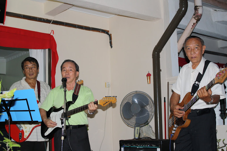 Jamming at Poh Leng's residence