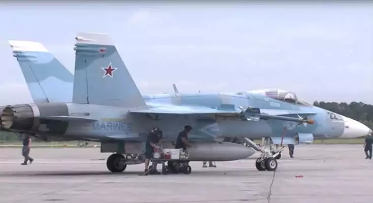 ΑΕΡΟΣΚΑΦΗ ΤΩΝ ΗΠΑ ΜΕ ΡΩΣΙΚΑ ΧΡΩΜΑΤΑ ΓΙΑ ΝΑ ΛΕΝΕ ΨΕΜΜΑΤΑ ΤΟΥΣ ΜΕΤΑ , ΚΛΑΣΙΚΗ ΤΑΚΤΙΚΗ ΜΑΣΟΝΩΝ ΑΕΡΟΣΚΑΦΗ ΤΩΝ ΗΠΑ ΜΕ ΡΩΣΙΚΑ ΧΡΩΜΑΤΑ ΓΙΑ ΝΑ ΛΕΝΕ ΨΕΜΜΑΤΑ ΤΟΥΣ ΜΕΤΑ , ΚΛΑΣΙΚΗ ΤΑΚΤΙΚΗ ΜΑΣΟΝΩΝ