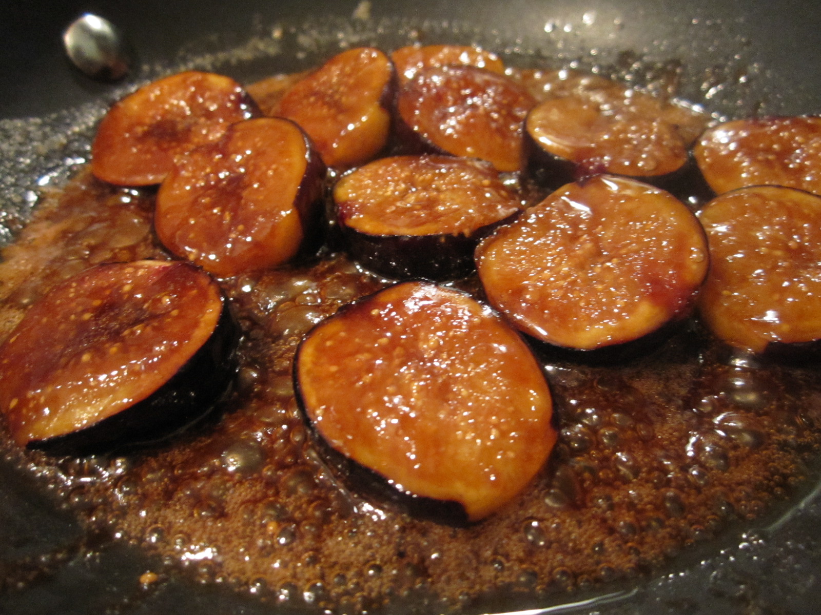 Sophie in the Kitchen Easy Caramelized Figs