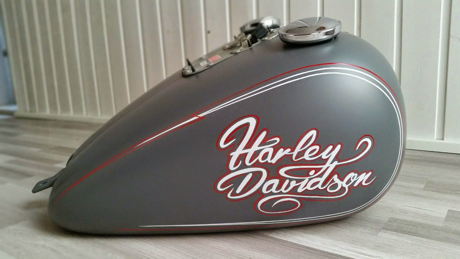 Veit´s Custom Paint Harley Davidson Tank