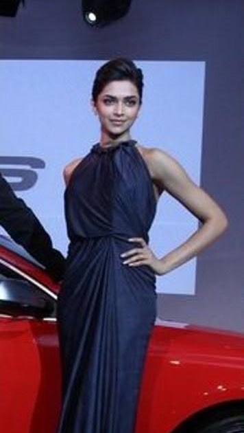 Deepika Padukone Launches Latest Audi A7 Sportsback Car Wallpapers