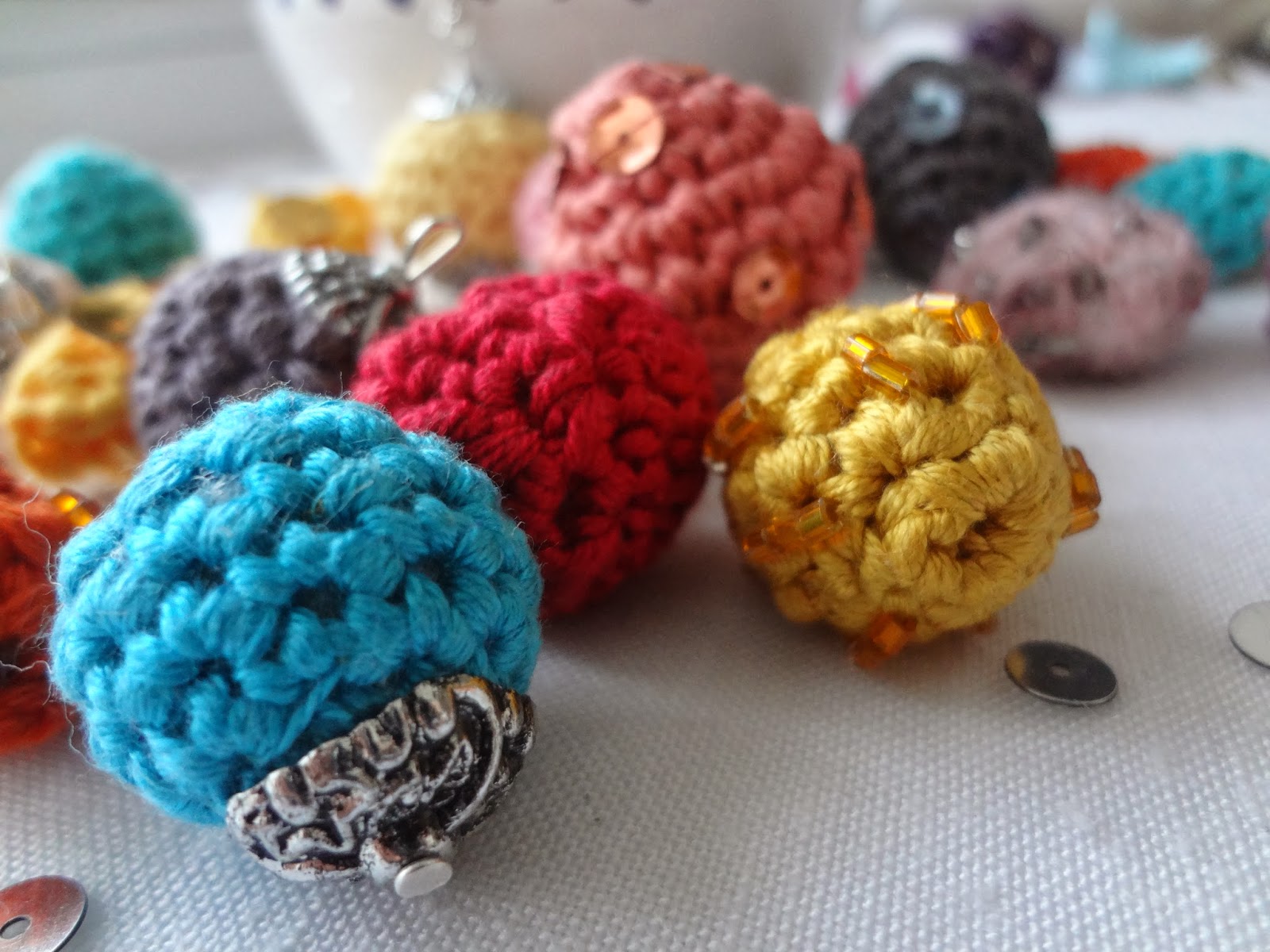 Little Treasures: How To Crochet Beads - A PDF Pattern