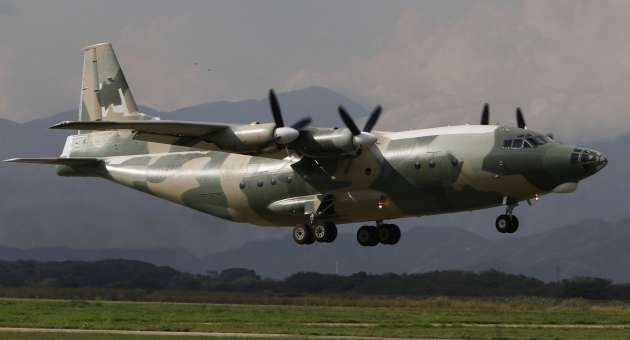 [Internacional] Shaanxi Y-8 o 'novo Hercules' da Venezuela Y-8+da+FANB-1