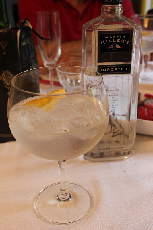 Alrededor de la cocina: Fiesta infantil de cumpleaños adulto