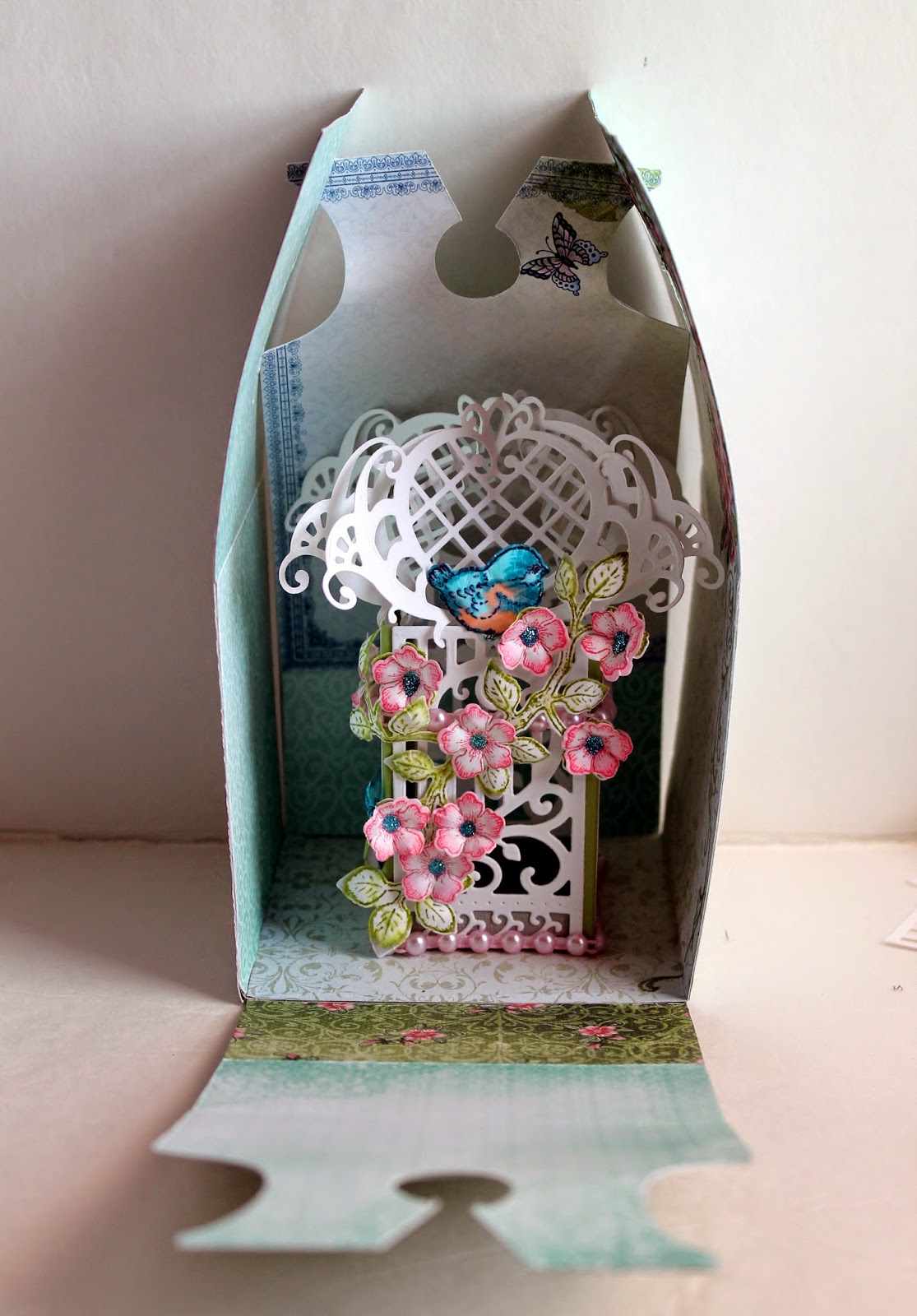 Archi's CraftCave! Adorable Memory Box