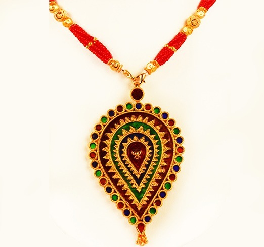 Traditional Jewelry Designs of Assam Region, a state of India, where many things are popular and famous like river, tea gardens, a big festival, greenery, wildlife, hottest chili, ... but it is also popular for its traditional jewelry. Let us look some Assamese Jewelry Designs which are designed at main hub of making designs Jorhat. Traditional Jewelry Designs of Assam Region, a state of India, where many things are popular and famous like river, tea gardens, a big festival, greenery, wildlife, hottest chili, ... but it is also popular for its traditional jewelry. Let us look some Assamese Jewelry Designs which are designed at main hub of making designs Jorhat.