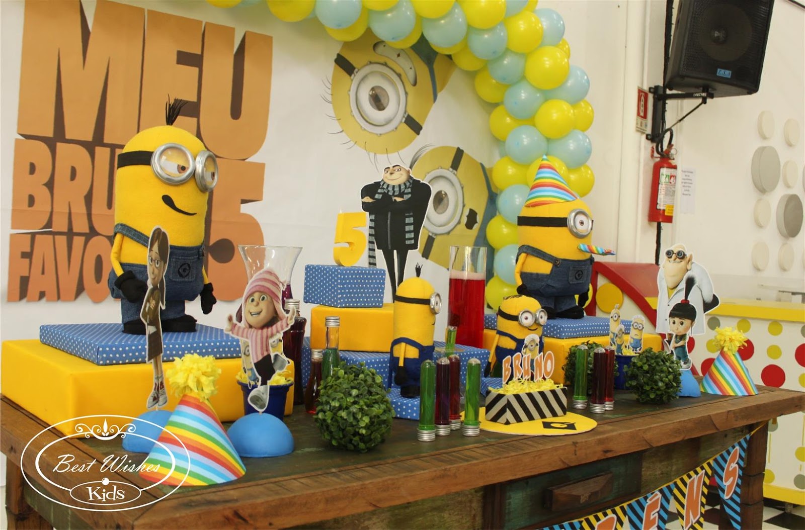 decoracao festa minions:Ufa, conseguimos fazer uma decoração linda! decoracao festa minions:Ufa, conseguimos fazer uma decoração linda!